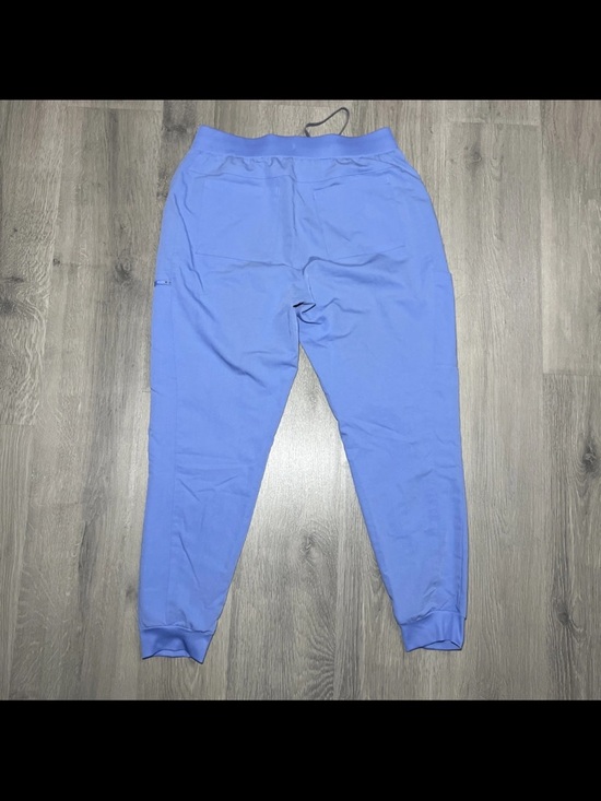 Fabletics Periwinkle Blue V-Notch Active Top - Picture 10 of 11